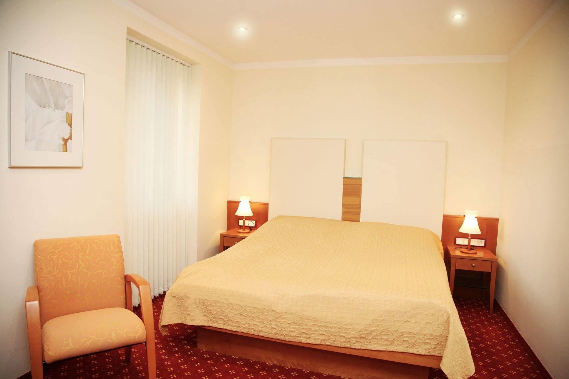 Tinschert Hotel-Restaurant-Partyservice Schwertberg Экстерьер фото